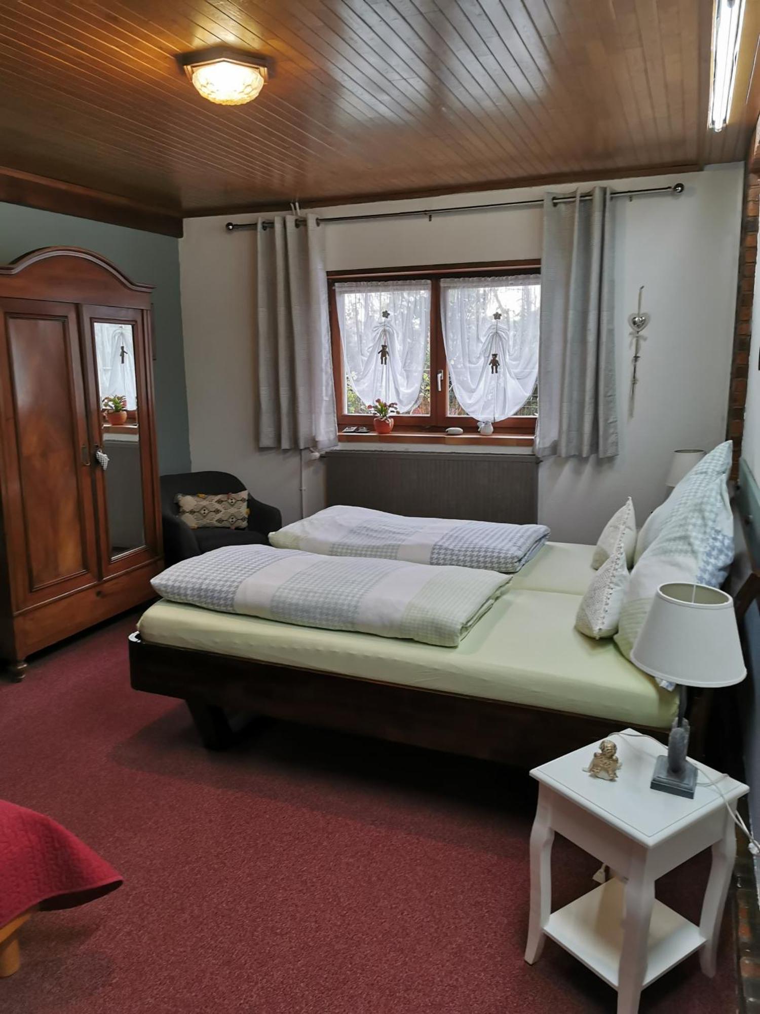 Au Repos Des Remparts Apartment วิสซ็องบูร์ ภายนอก รูปภาพ